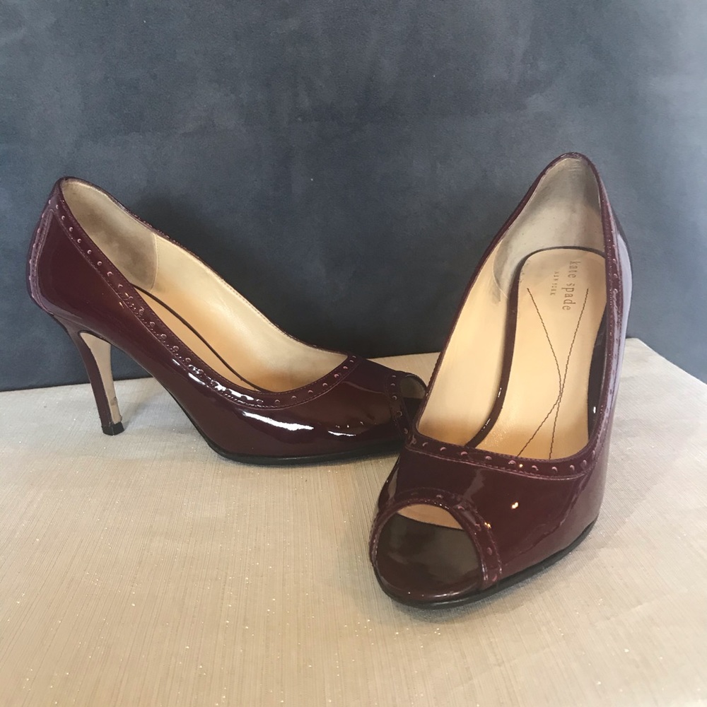 Kate Spade Giselle patent leather in Ruby 8M
